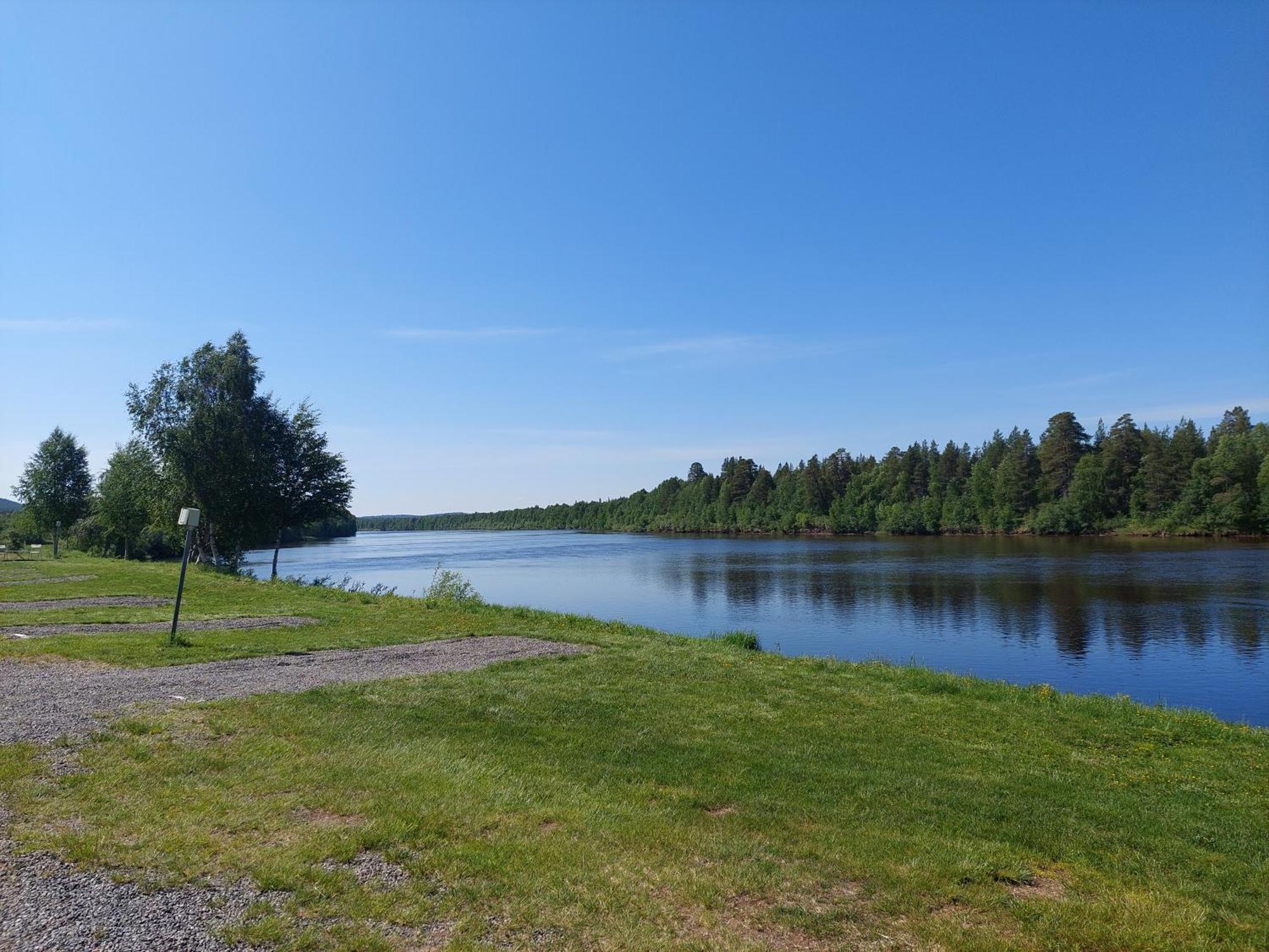 Ivalo River Camping Εξωτερικό φωτογραφία